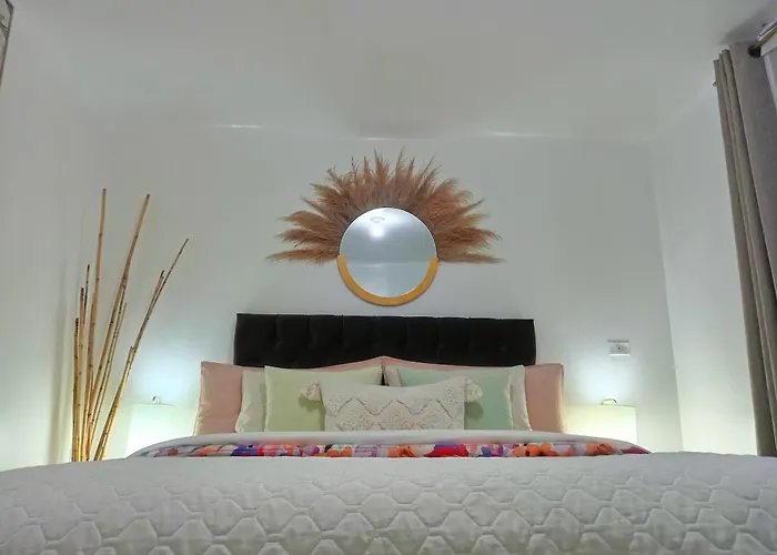 Kintu House Homestay *
